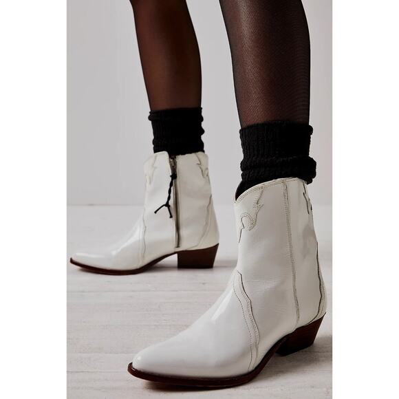 Free People Shoes - Free People Women's Frontier Western Patent Leather Pointed Toe Ankle Boots 37
